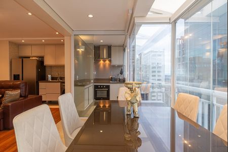 Apartamento para alugar com 76m², 1 quarto e 1 vaga Apartamento para alugar com 76m², 1 quarto e 1 vagaSala de Jantar/Varanda