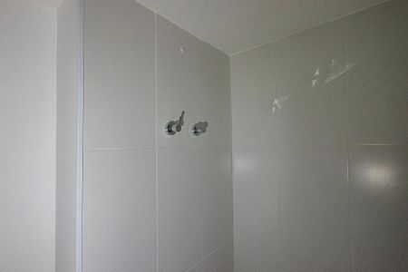 Banheiro de kitnet/studio à venda com 1 quarto, 28m² em Perdizes, São Paulo
