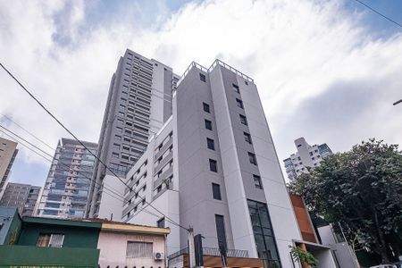 Studio à venda com 28m², 1 quarto e sem vaga Studio à venda com 28m², 1 quarto e sem vagaFachada