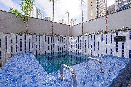 Studio à venda com 28m², 1 quarto e sem vaga Studio à venda com 28m², 1 quarto e sem vagaÁrea comum