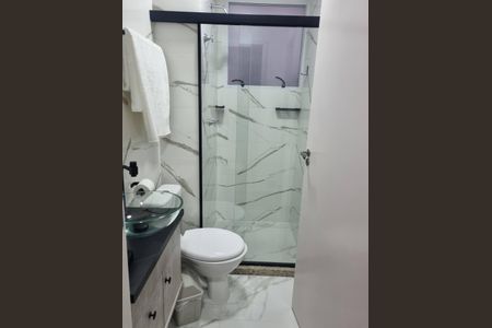 Banheiro de apartamento para alugar com 2 quartos, 45m² em Recreio dos Bandeirantes, Rio de Janeiro