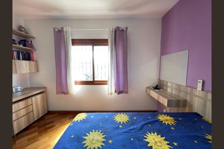 Casa à venda com 235m², 3 quartos e 5 vagas Casa à venda com 235m², 3 quartos e 5 vagasSuíte 3