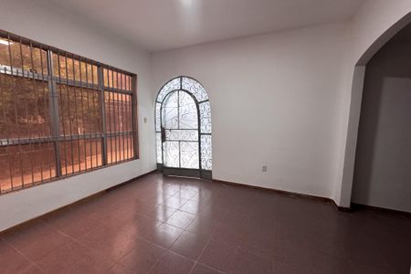 Sala de casa para alugar com 3 quartos, 212m² em Jardim Panama, Duque de Caxias
