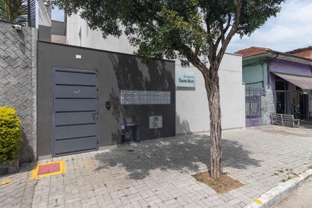Casa à venda com 41m², 2 quartos e sem vaga Casa à venda com 41m², 2 quartos e sem vagaFachada