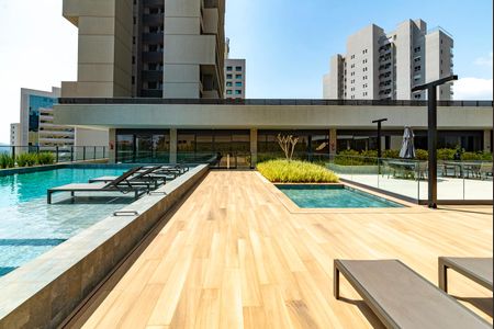 Apartamento à venda com 44m², 1 quarto e 1 vaga Apartamento à venda com 44m², 1 quarto e 1 vagaÁrea comum - Piscina