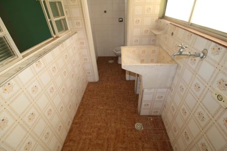 Apartamento à venda com 75m², 3 quartos e 1 vagaÁrea de Serviço