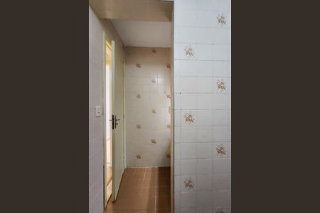 Apartamento à venda com 63m², 2 quartos e 1 vaga Apartamento à venda com 63m², 2 quartos e 1 vagaBanheiro