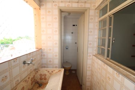 Apartamento à venda com 75m², 3 quartos e 1 vagaÁrea de Serviço