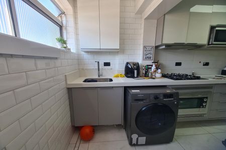 Apartamento à venda com 61m², 2 quartos e 1 vaga Apartamento à venda com 61m², 2 quartos e 1 vagaCozinha e Área de Serviço