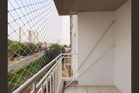 Apartamento à venda com 83m², 3 quartos e 2 vagasVaranda