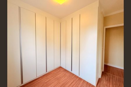 Apartamento à venda com 83m², 3 quartos e 2 vagasQuarto 2