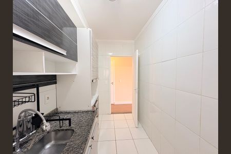 Apartamento à venda com 83m², 3 quartos e 2 vagasCozinha