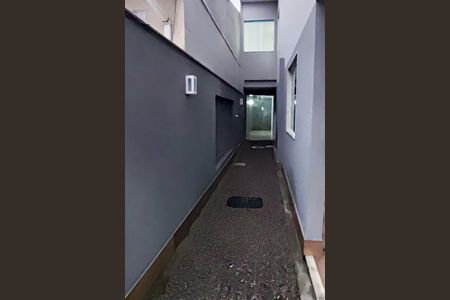 Casa de condomínio à venda com 135m², 3 quartos e 2 vagas Casa de condomínio à venda com 135m², 3 quartos e 2 vagasCorredor