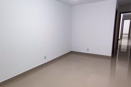 Casa de condomínio à venda com 135m², 3 quartos e 2 vagas Casa de condomínio à venda com 135m², 3 quartos e 2 vagasSuíte