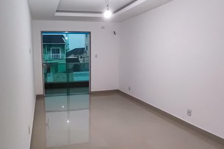 Casa de condomínio à venda com 135m², 3 quartos e 2 vagas Casa de condomínio à venda com 135m², 3 quartos e 2 vagasSuíte