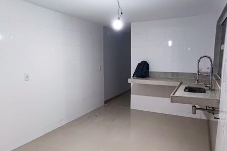 Casa de condomínio à venda com 135m², 3 quartos e 2 vagas Casa de condomínio à venda com 135m², 3 quartos e 2 vagasCozinha