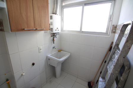 Apartamento para alugar com 55m², 2 quartos e 1 vagaÁrea de Serviço