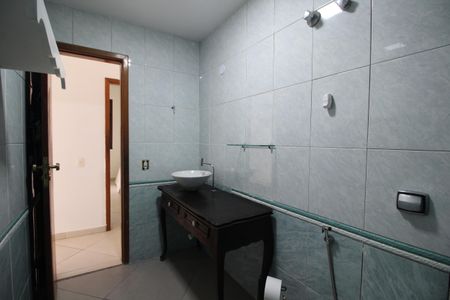 Casa à venda com 170m², 2 quartos e sem vagaBanheiro Social