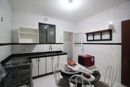 Casa à venda com 170m², 2 quartos e sem vagaCozinha