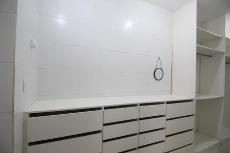 Casa à venda com 170m², 2 quartos e sem vagaQuarto 2 - Closet