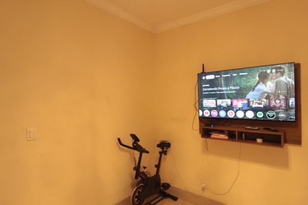 Sala de casa à venda com 3 quartos, 167m² em Floramar, Belo Horizonte