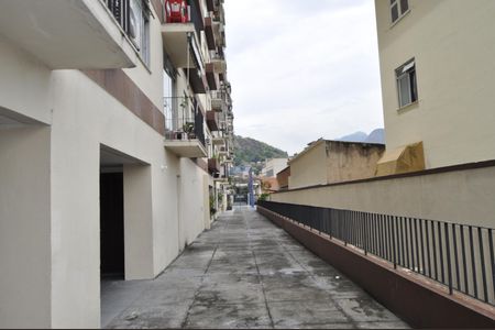 Apartamento à venda com 46m², 2 quartos e 1 vagaÁrea comum