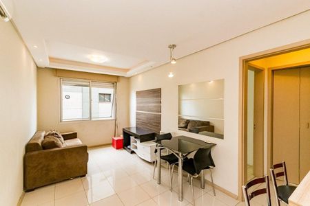 Sala de apartamento para alugar com 1 quarto, 49m² em Petrópolis, Porto Alegre
