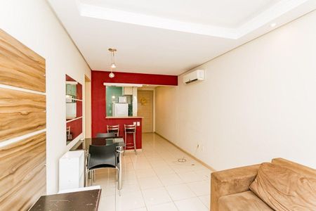 Sala de apartamento para alugar com 1 quarto, 49m² em Petrópolis, Porto Alegre