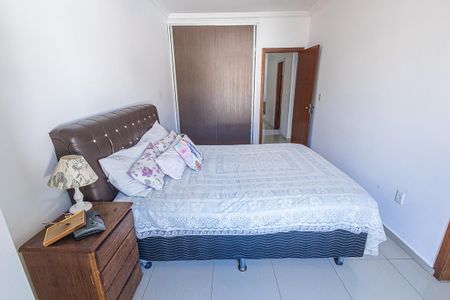 Apartamento à venda com 80m², 3 quartos e 2 vagasSuíte