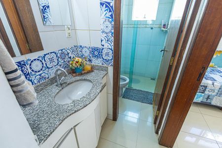 Apartamento à venda com 80m², 3 quartos e 2 vagasBanheiro Social