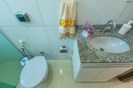 Apartamento à venda com 80m², 3 quartos e 2 vagasBanheiro da Suíte