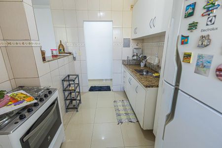 Apartamento à venda com 80m², 3 quartos e 2 vagasCozinha