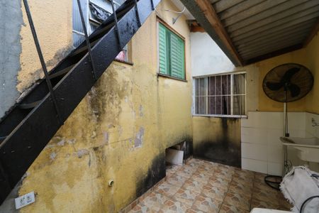 Casa para alugar com 50m², 1 quarto e 1 vagaÁrea de Serviço