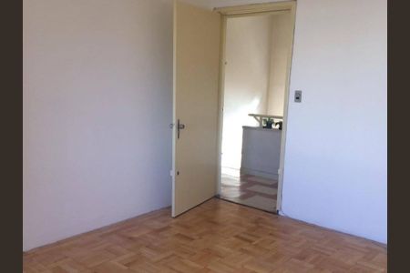 Sala de apartamento à venda com 2 quartos, 70m² em Mont’Serrat, Porto Alegre