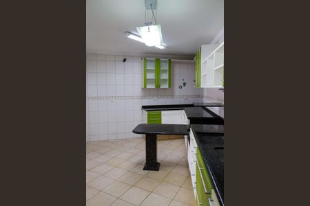 Casa à venda com 213m², 3 quartos e 2 vagas Casa à venda com 213m², 3 quartos e 2 vagasCozinha