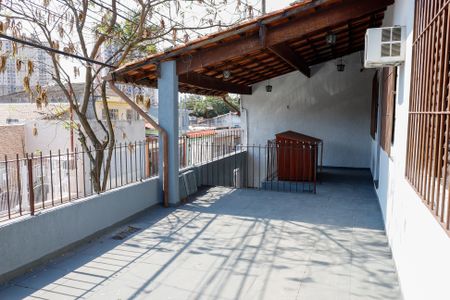 Casa à venda com 213m², 3 quartos e 2 vagas Casa à venda com 213m², 3 quartos e 2 vagasÁrea comum