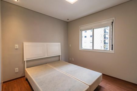 Suíte de apartamento à venda com 2 quartos, 86m² em Jardim Tupanci, Barueri