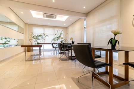 Apartamento à venda com 86m², 2 quartos e 1 vagaÁrea comum