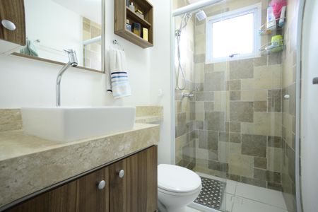 Apartamento à venda com 68m², 3 quartos e 2 vagasBanheiro da Suíte