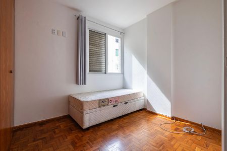 Quarto  de apartamento para alugar com 2 quartos, 55m² em Cerqueira César, São Paulo