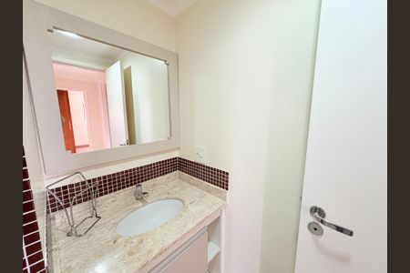 Apartamento à venda com 100m², 3 quartos e 2 vagasLavabo