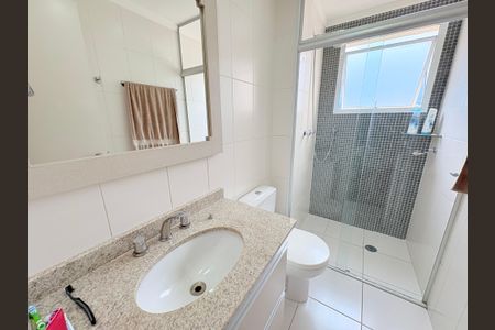 Apartamento à venda com 100m², 3 quartos e 2 vagasBanheiro da Suíte