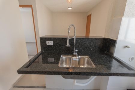 Apartamento à venda com 41m², 2 quartos e 1 vaga Apartamento à venda com 41m², 2 quartos e 1 vagaCozinha e Área de Serviço