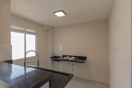 Apartamento à venda com 41m², 2 quartos e 1 vaga Apartamento à venda com 41m², 2 quartos e 1 vagaCozinha e Área de Serviço