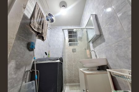 Banheiro de apartamento à venda com 1 quarto, 28m² em Centro, Rio de Janeiro
