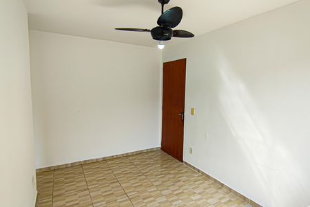 Sala de apartamento para alugar com 2 quartos, 45m² em Pechincha, Rio de Janeiro