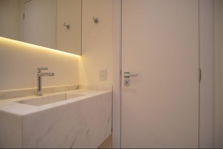 Apartamento para alugar com 90m², 3 quartos e 2 vagasLavabo
