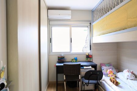 Quarto de apartamento à venda com 2 quartos, 160m² em Lourdes, Belo Horizonte