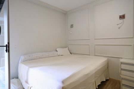 Suíte de apartamento à venda com 2 quartos, 160m² em Lourdes, Belo Horizonte