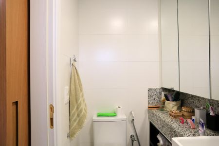 Apartamento à venda com 160m², 2 quartos e 2 vagasBanheiro da Suíte